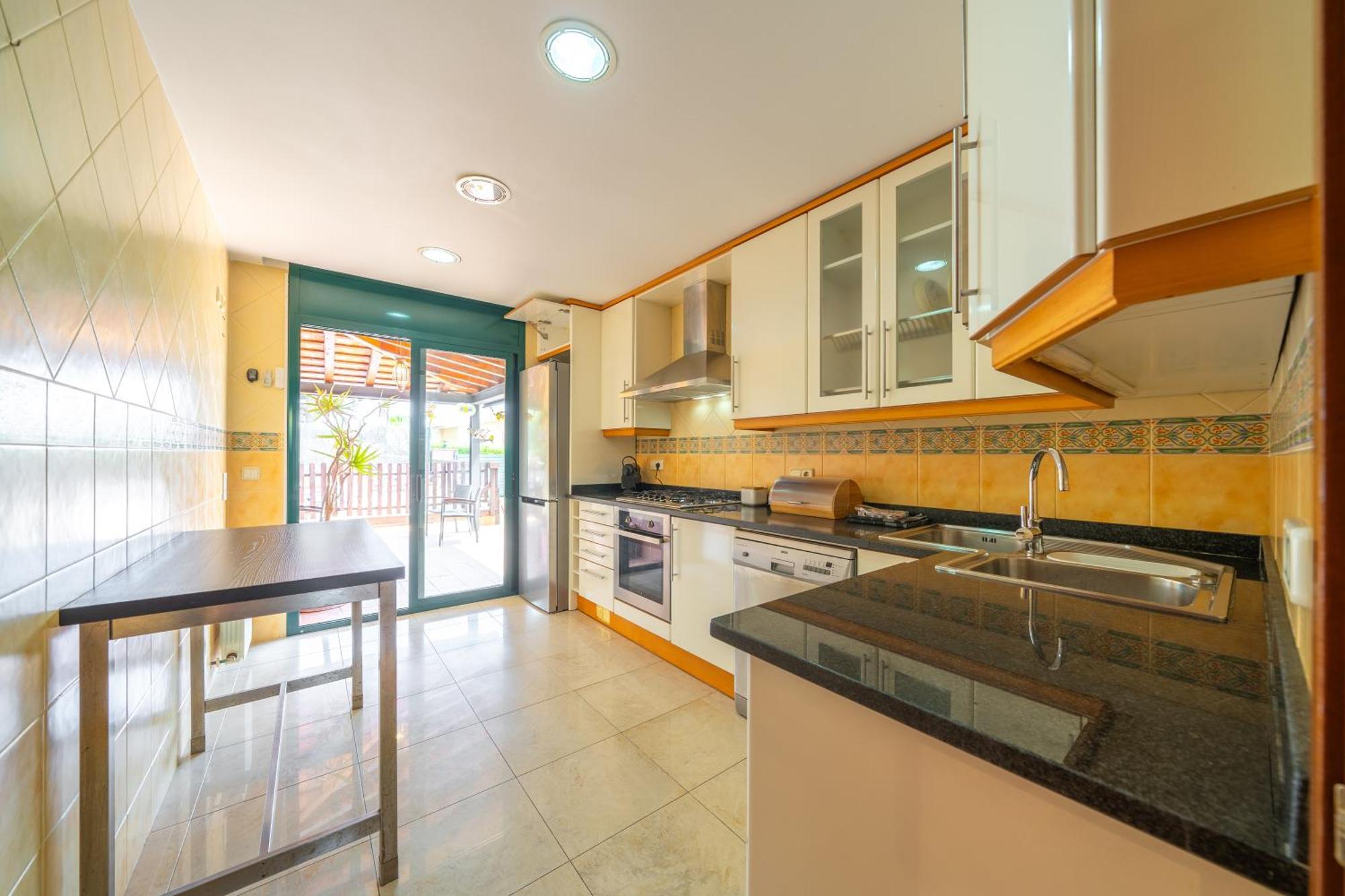 Villa Margot Lux, Ideal Familias, Piscina & Aircon *